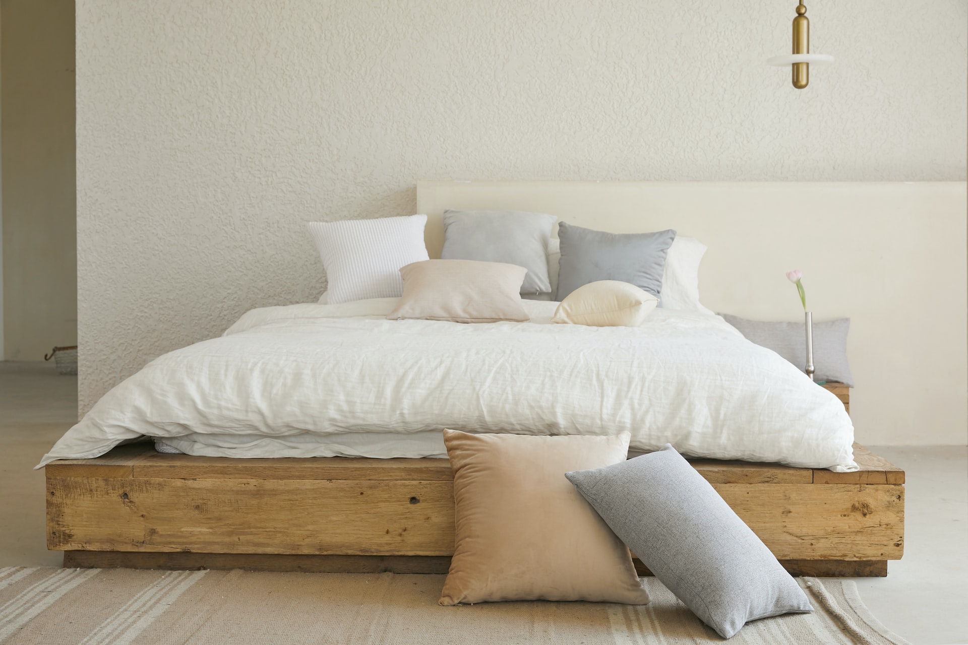 Mattress Shopping: How to Choose the Right Mattress For You