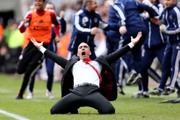 Paolo Di Canio's wild career from shoving referee to bust-up with his own player Di Canio's iconic celebration after Sunderland's second goal in the 3-0 win over bitter rivals Newcastle