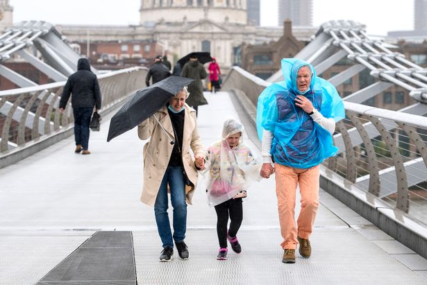 UK Weather: Met Office forecast reveals exactly when torrential rain will hit your area A 12-hour weather warning has been issued for Sunday