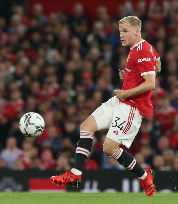 Donny van de Beek's agent 'working hard' to secure Man Utd exit in January Donny van de Beek is looking to leave United in January