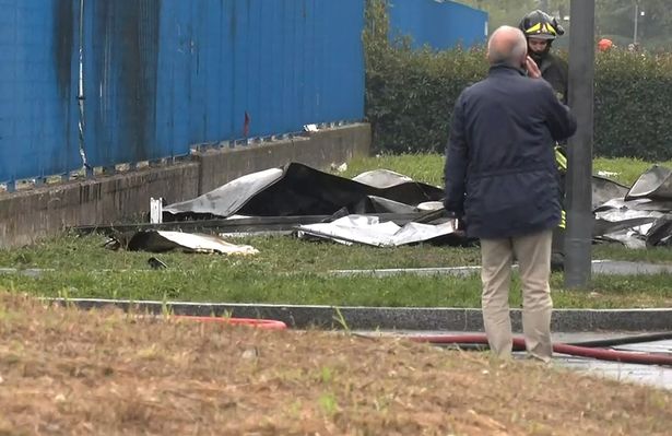 Billionaire and family among those killed after plane crashed into office building The crash led to eight deaths