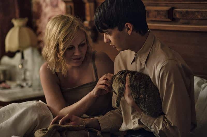 Kirsten Dunst and Kodi Smit-McPhee in The Power of the Dog